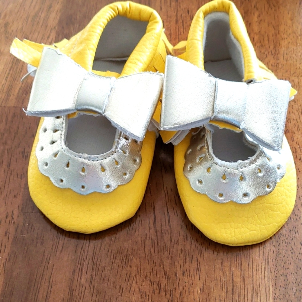 BABY SHOES